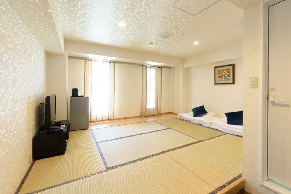 Shizuoka Victoria Hotel Buitenkant foto